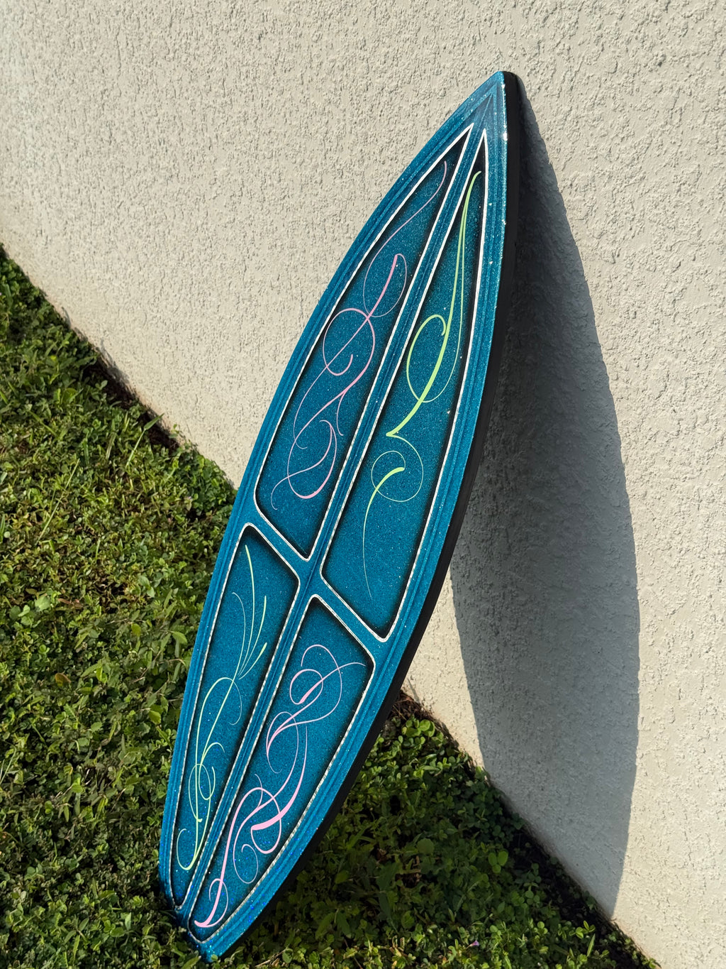 Mini Surfboard w/ Scrolls