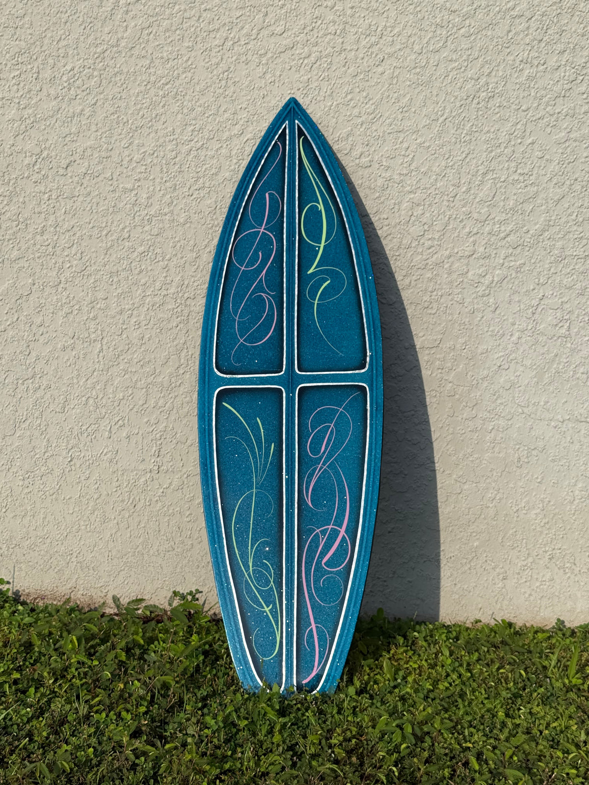 Mini Surfboard w/ Scrolls