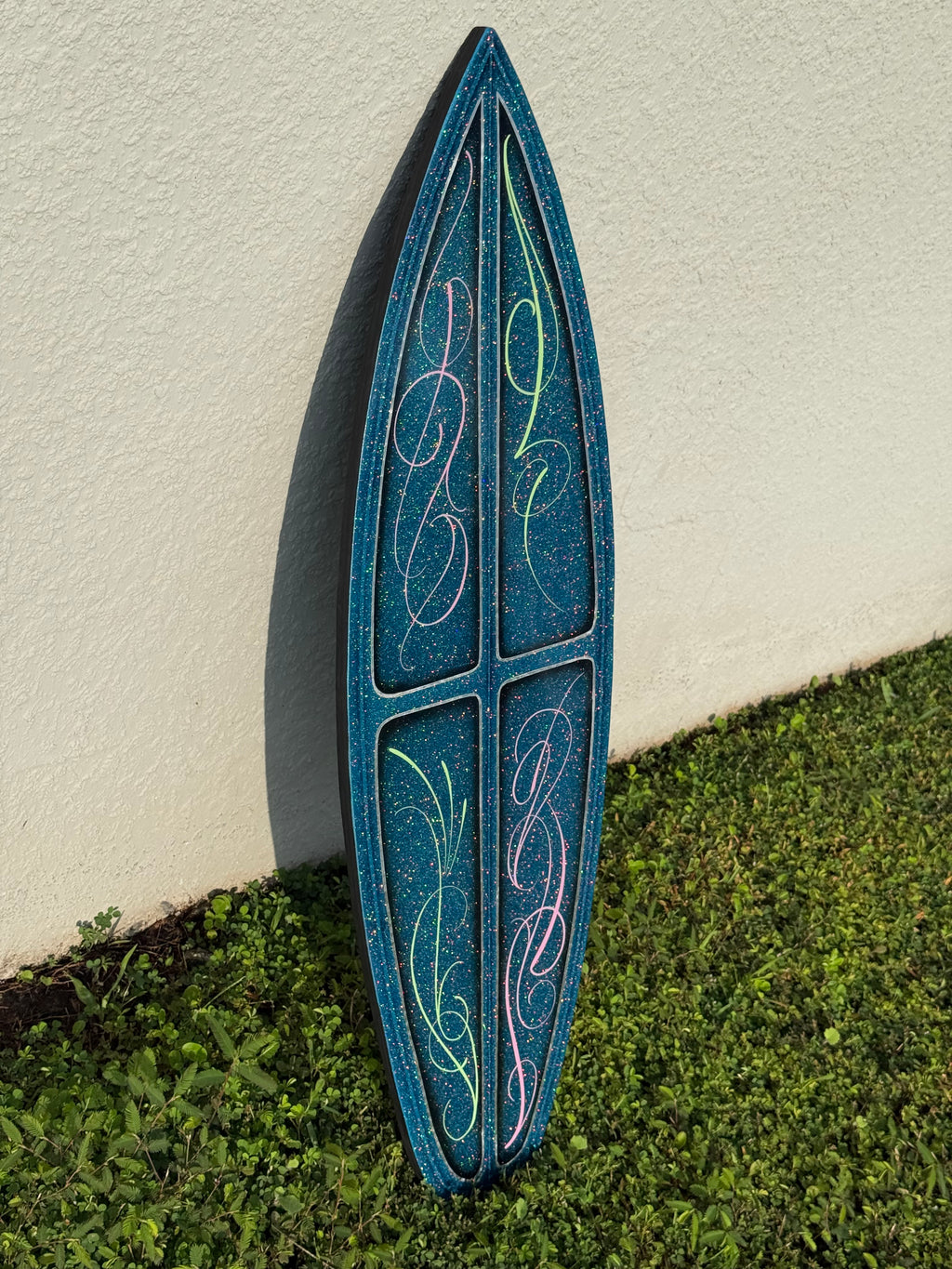 Mini Surfboard w/ Scrolls