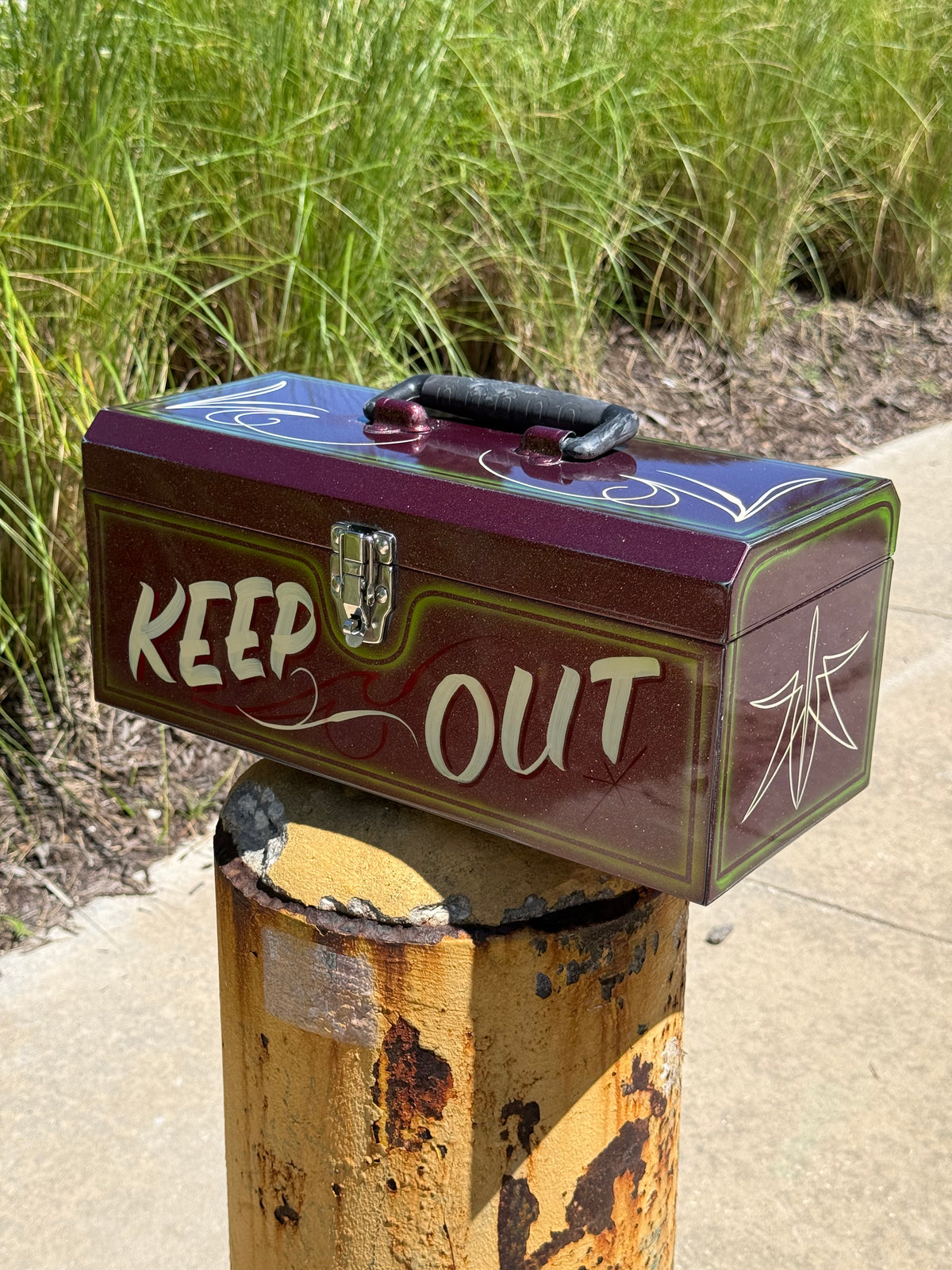Keep OUT